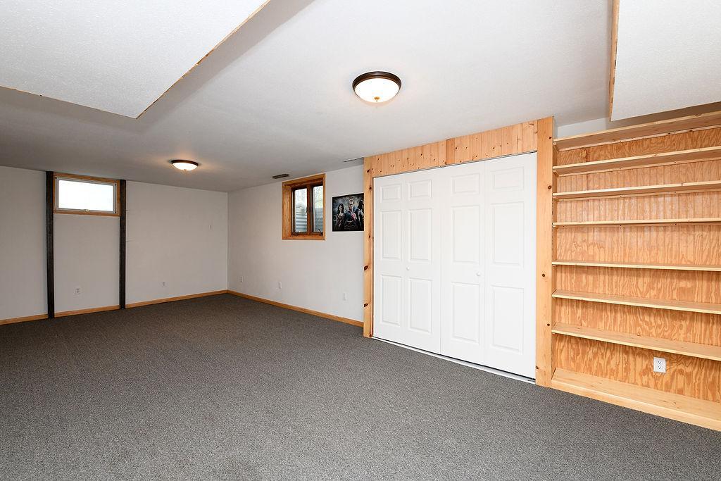 1533 16th Street S, Fargo ND 58103 - Photo 34 of 41