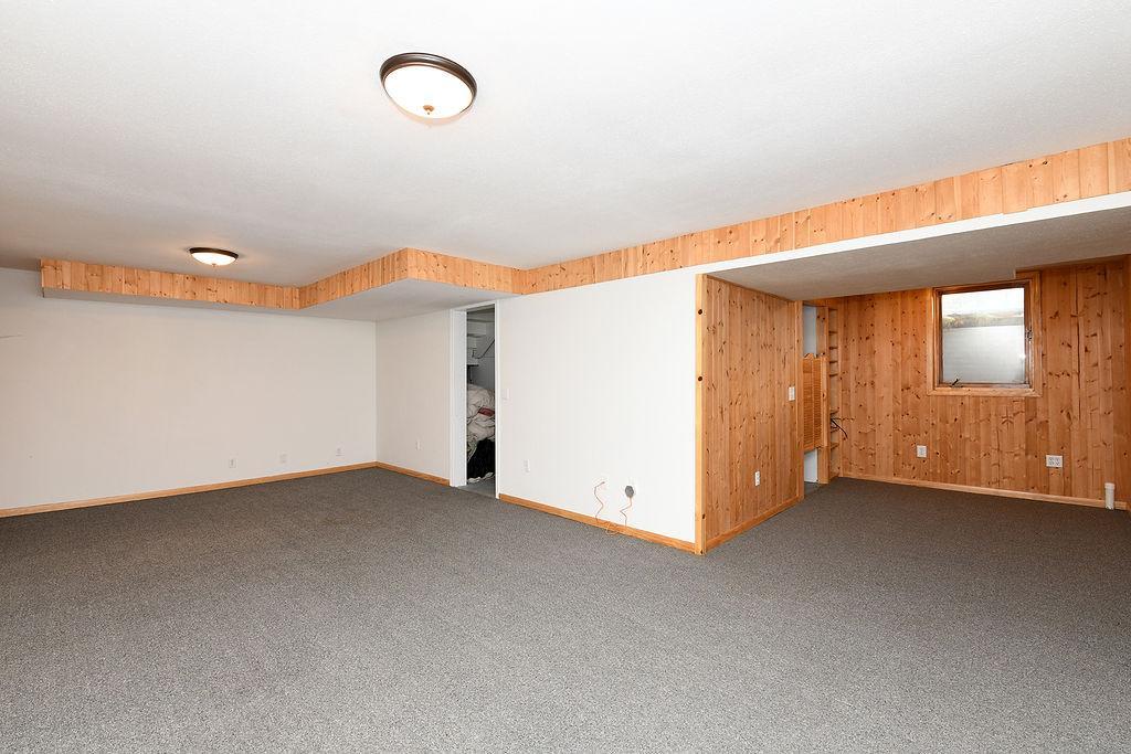 1533 16th Street S, Fargo ND 58103 - Photo 35 of 41