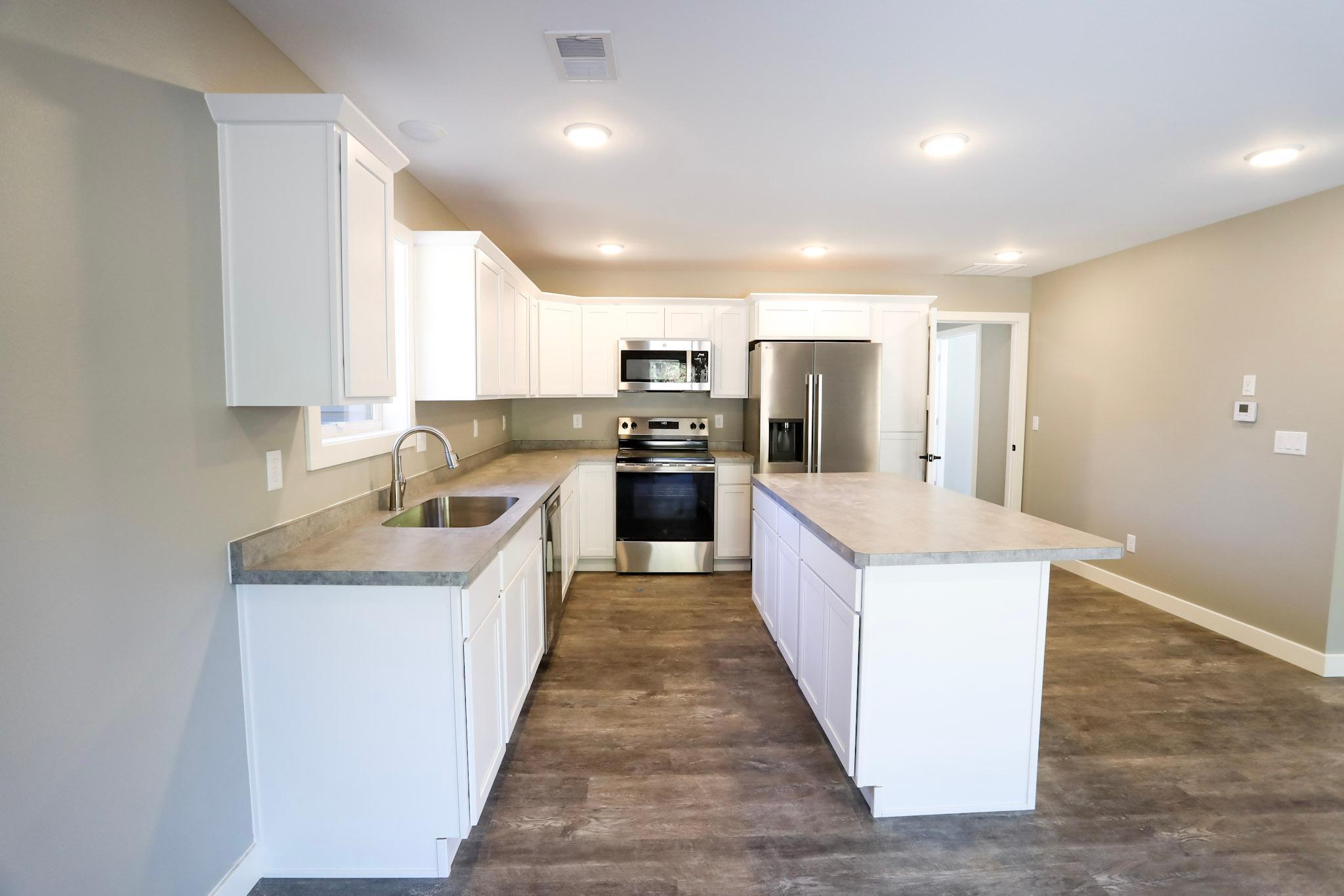 5918 Mid Valley Lane NW, Bemidji MN 56601 - Photo 7 of 34