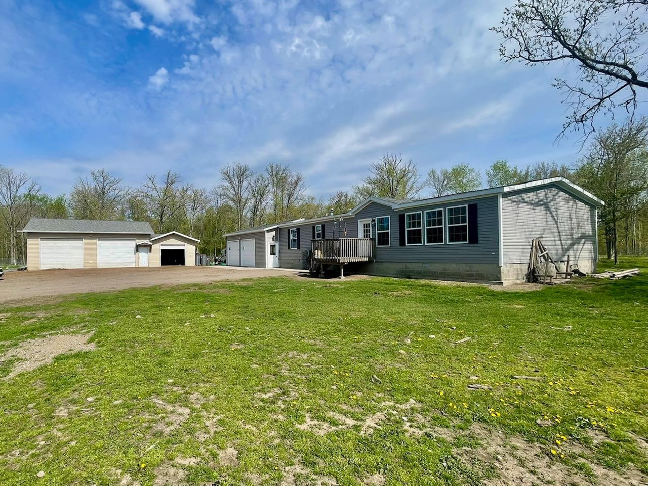 2016 single family home for sale at 21509 County Road 22 in Brainerd, MN — 3 bed, 2 bath (photo 7 of 24)