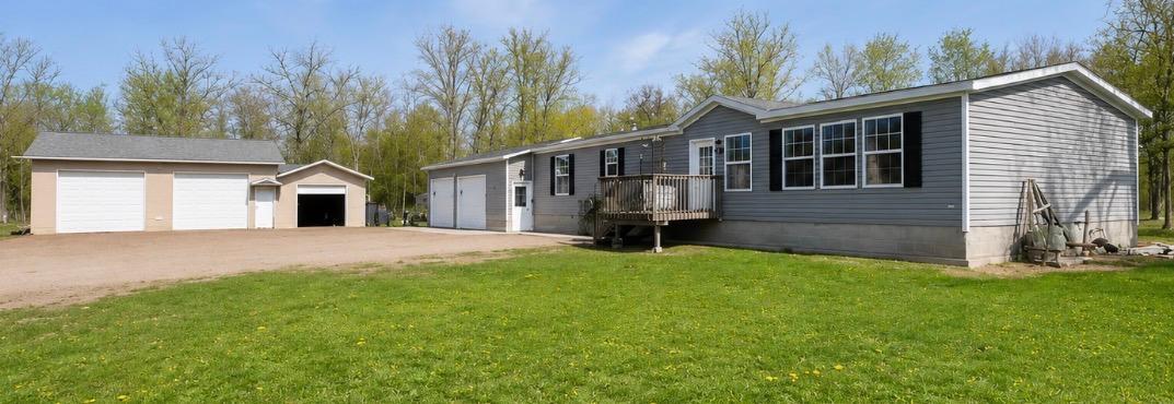 2016 single family home for sale at 21509 County Road 22 in Brainerd, MN — 3 bed, 2 bath (photo 2 of 35)