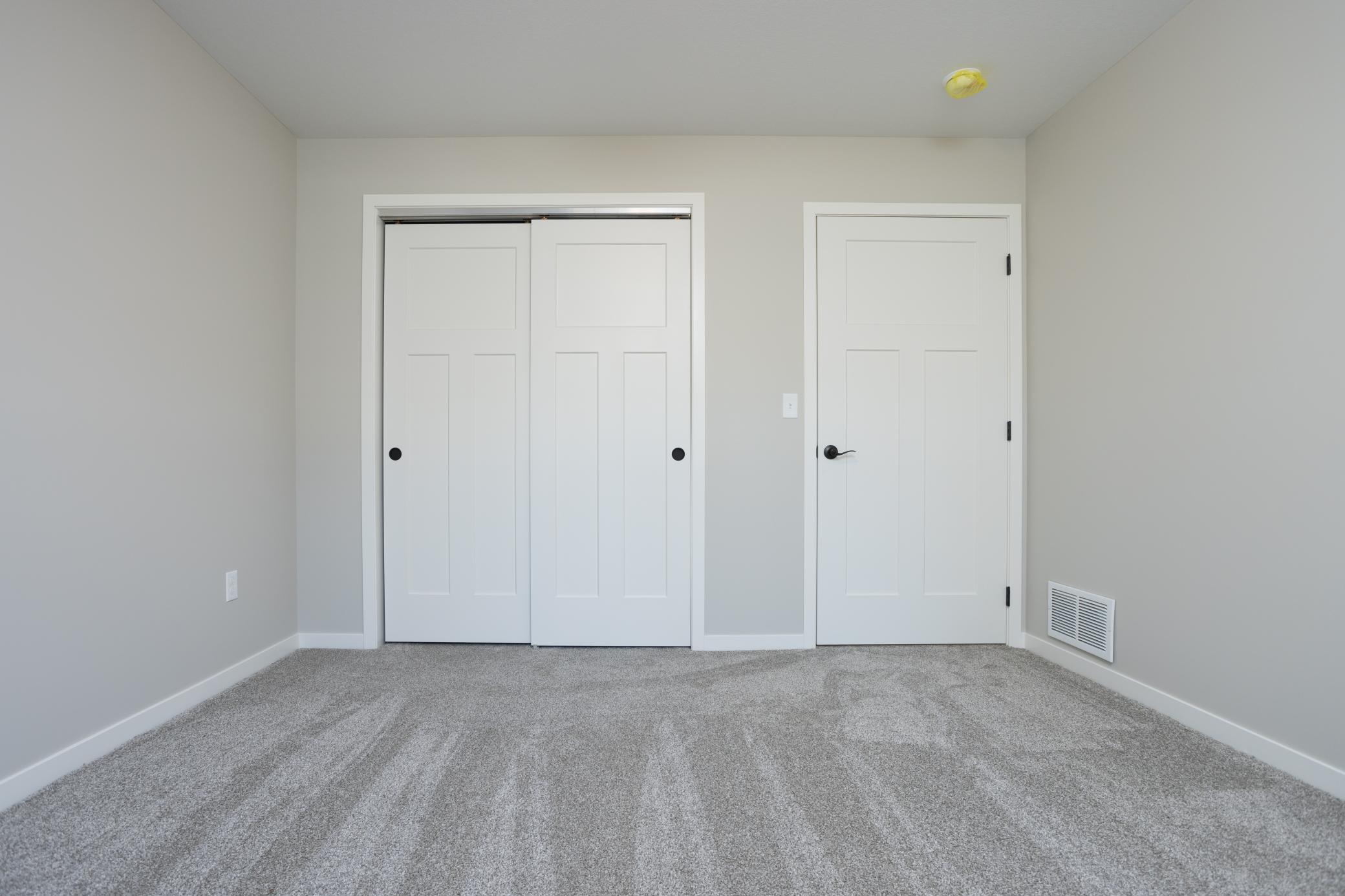 2027 twin home for sale at 1429 Campus Drive in Fergus Falls, MN — 3 bed, 2 bath (photo 13 of 18)