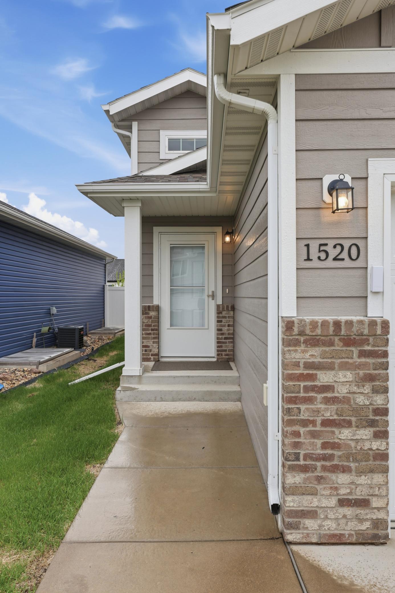 1520 67th Avenue S, Fargo ND 58104 - Photo 2 of 30