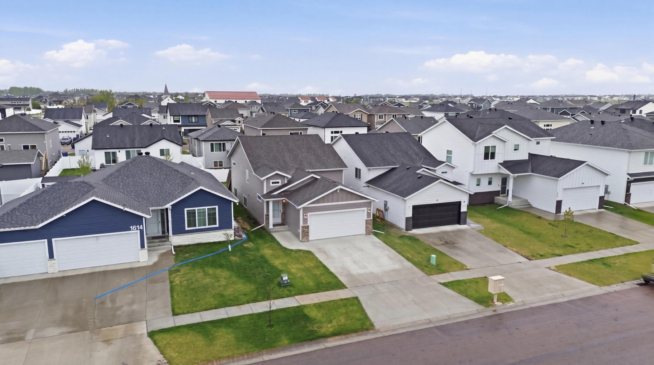 1520 67th Avenue S, Fargo ND 58104 - Photo 25 of 30
