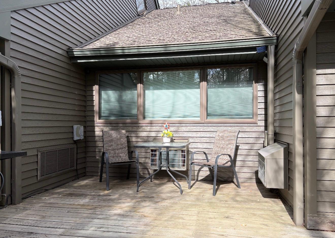 1973 townhouse for sale at 306 Quadna Mountain Road in Hill City, MN — 1 bed, 1 bath (photo 2 of 8)