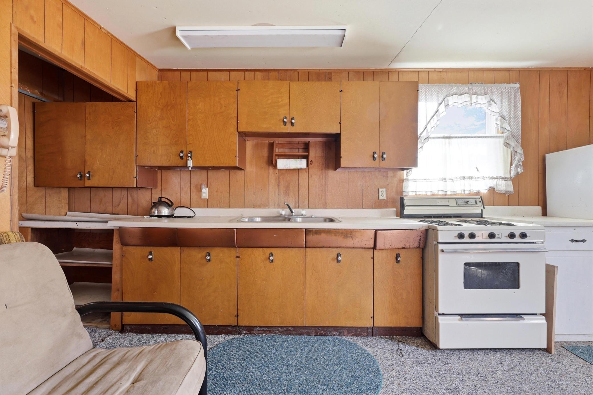 1945 single family home for sale at 12644 County Highway 5 in Lake Park, MN — 2 bed, 2 bath (photo 11 of 25)