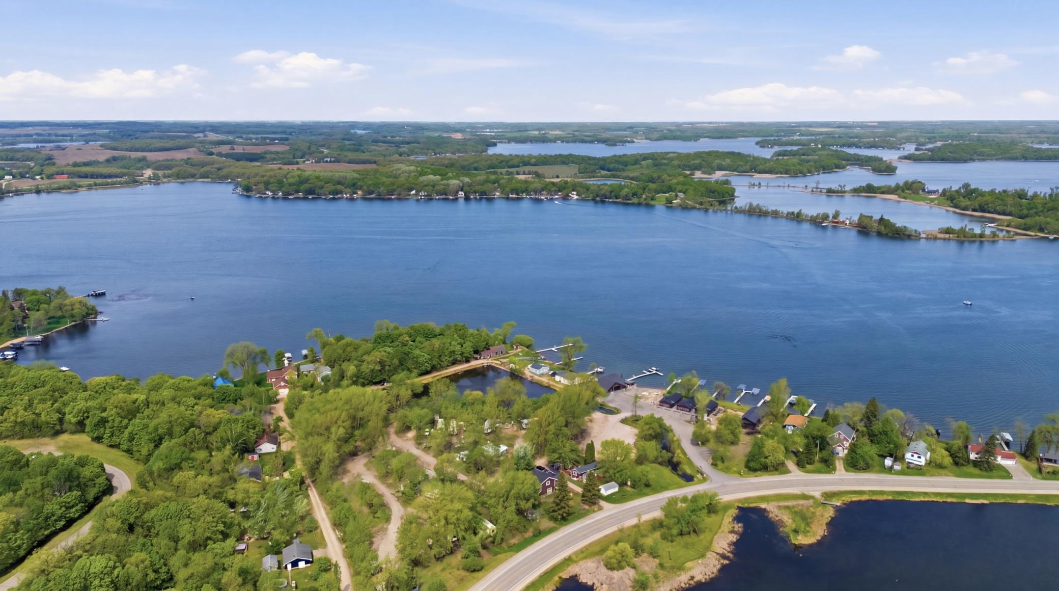 1945 single family home for sale at 12644 County Highway 5 in Lake Park, MN — 2 bed, 2 bath (photo 21 of 25)
