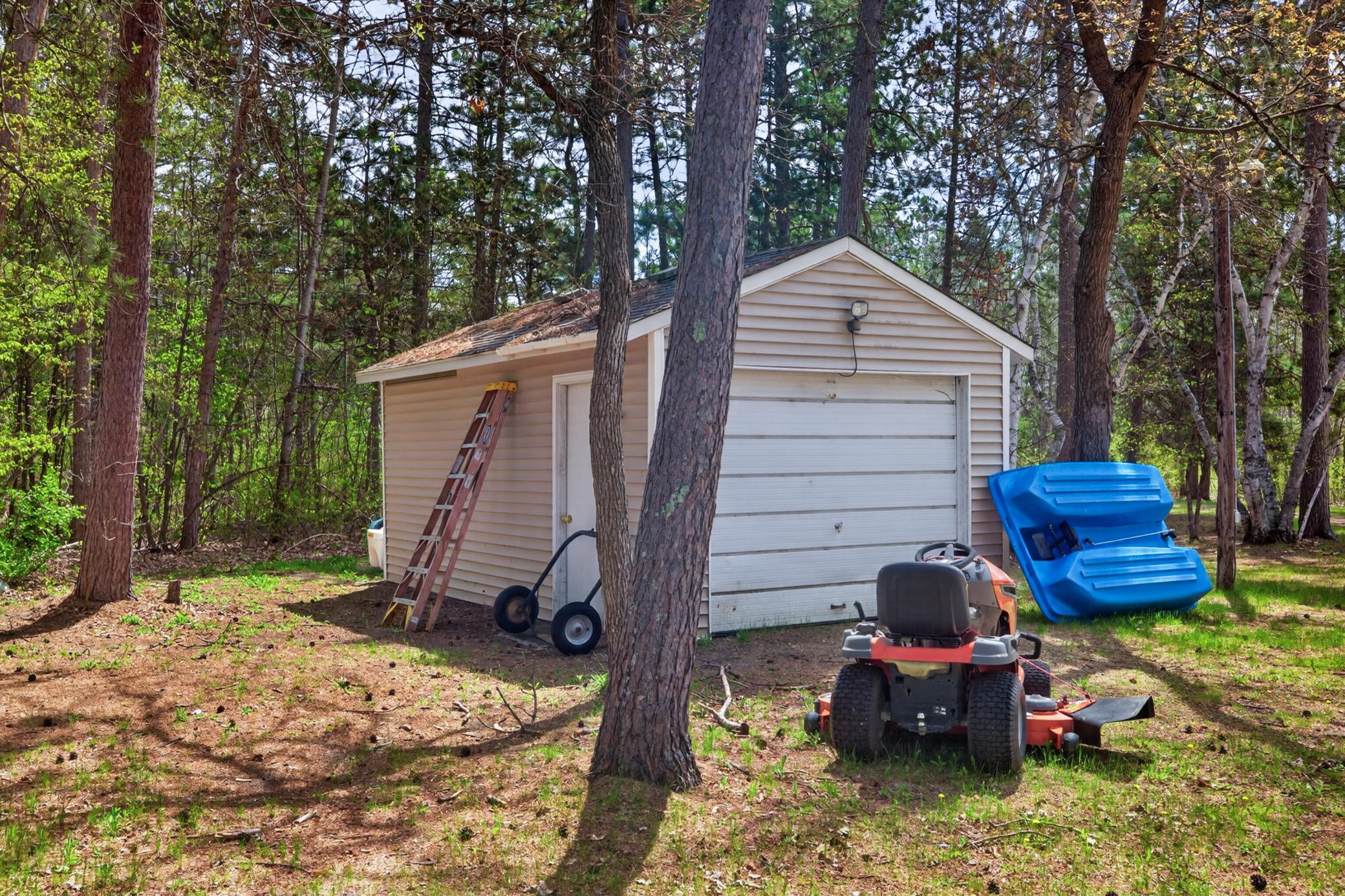 1983 single family home for sale at 12905 Buckhorn Trail in Menahga, MN — 2 bed, 2 bath (photo 16 of 21)