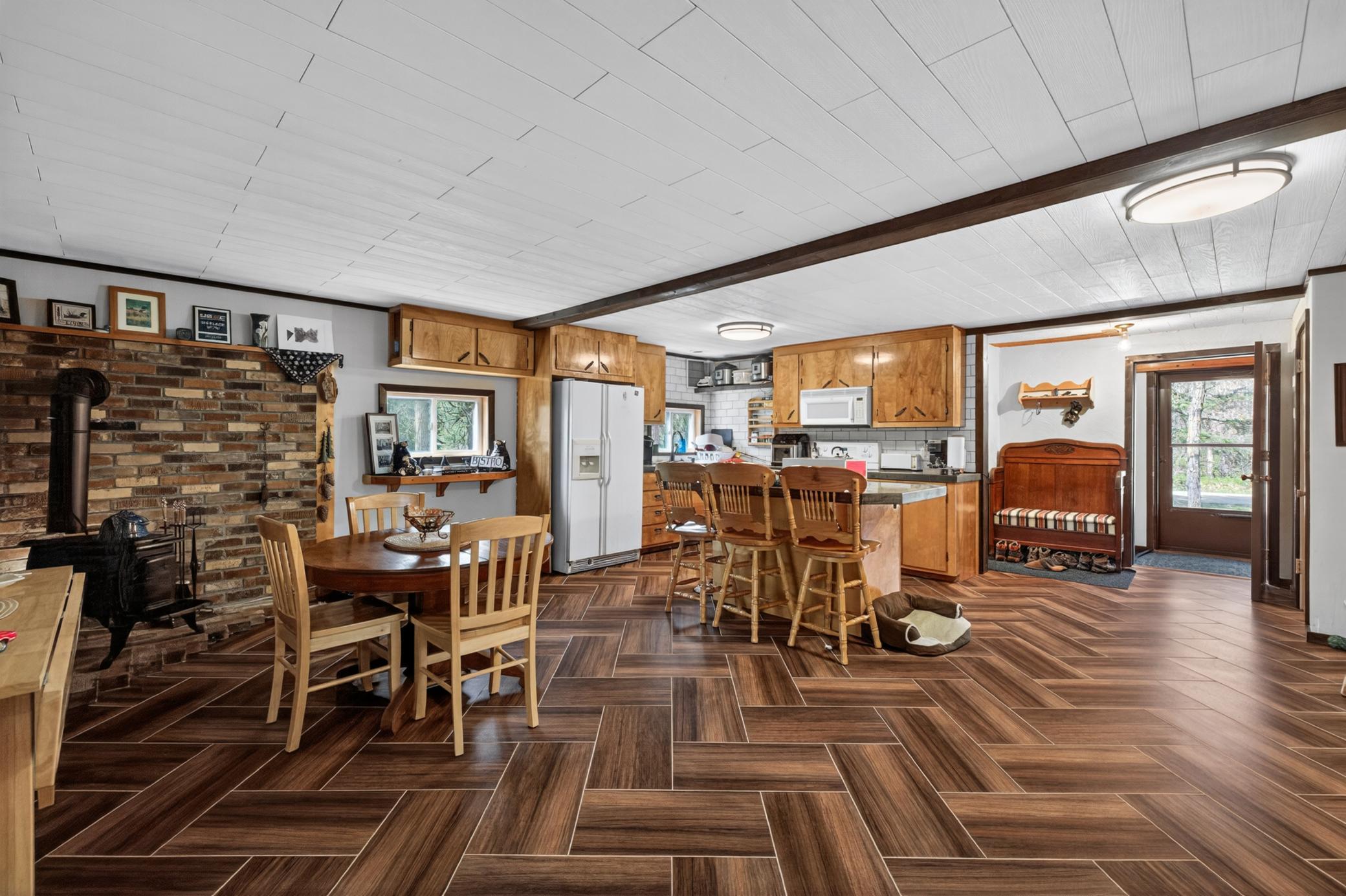 1976 single family home for sale at 13260 Bluebird Drive in Menahga, MN — 2 bed, 2 bath (photo 11 of 34)
