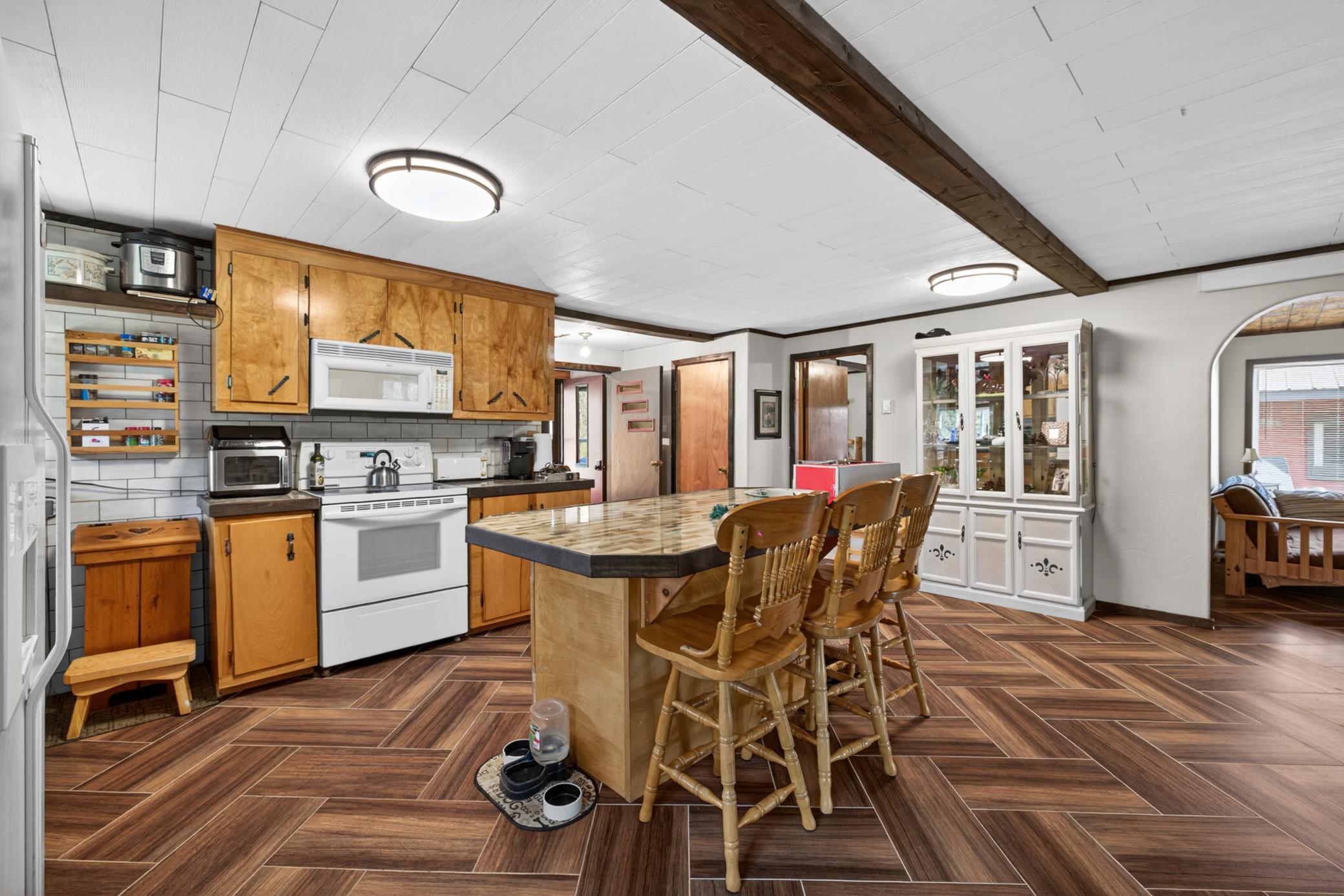 1976 single family home for sale at 13260 Bluebird Drive in Menahga, MN — 2 bed, 2 bath (photo 6 of 34)