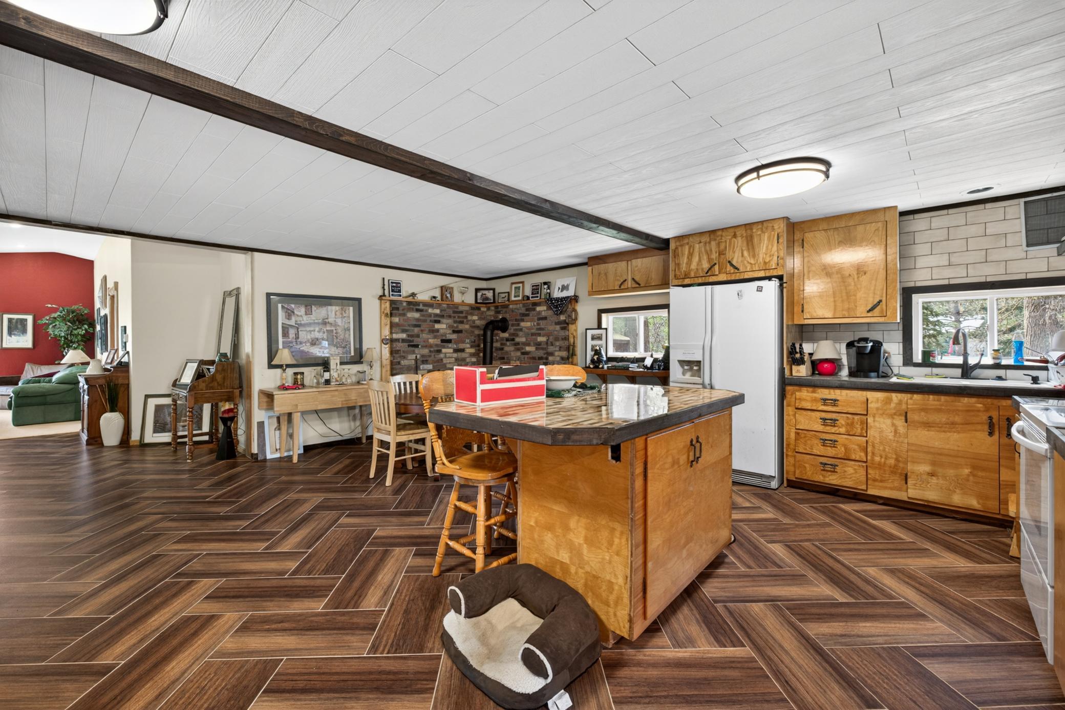 1976 single family home for sale at 13260 Bluebird Drive in Menahga, MN — 2 bed, 2 bath (photo 7 of 34)