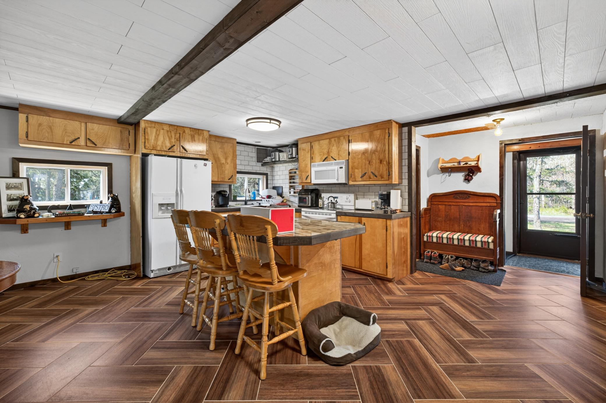1976 single family home for sale at 13260 Bluebird Drive in Menahga, MN — 2 bed, 2 bath (photo 8 of 34)