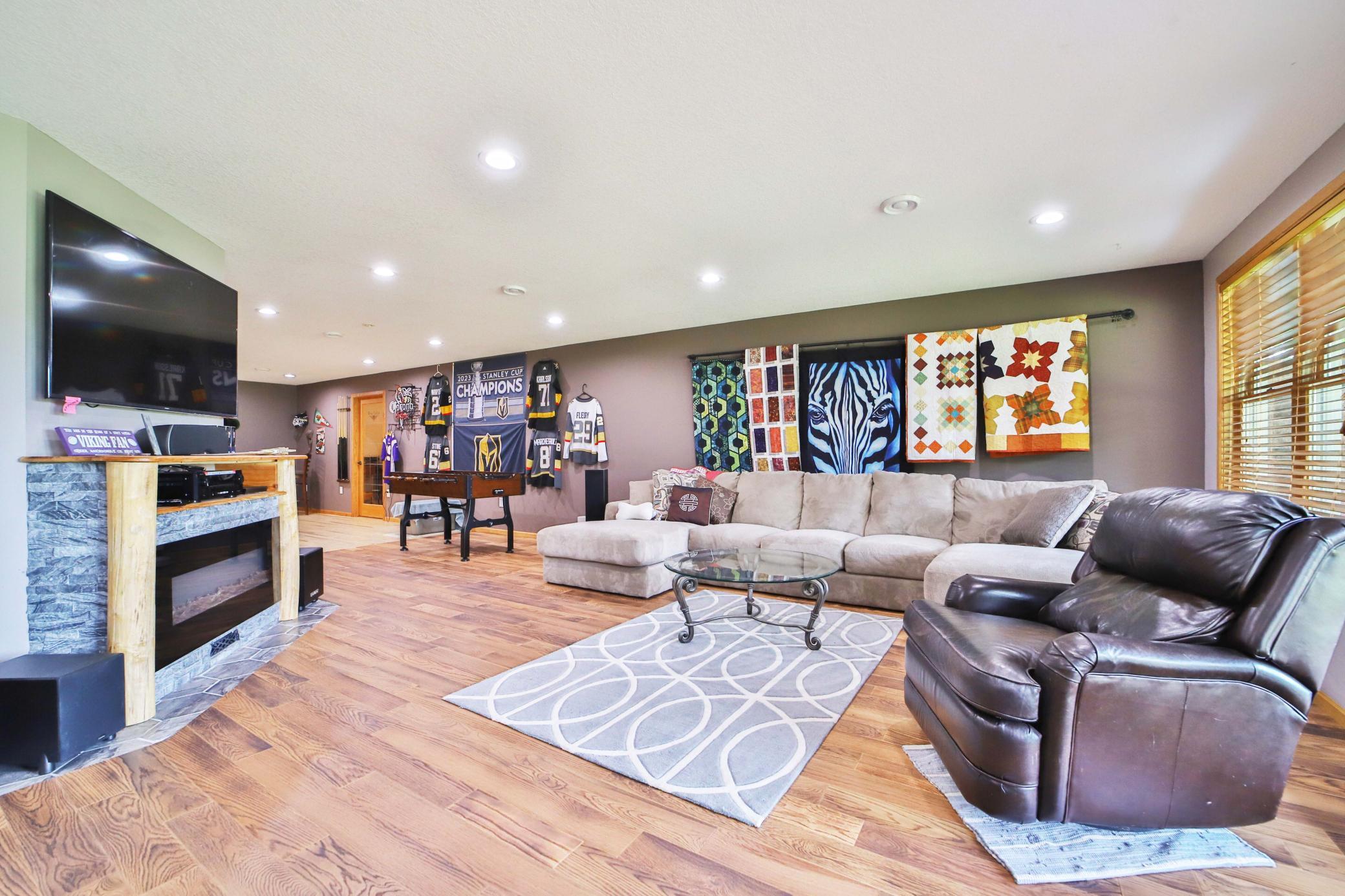 2003 single family home for sale at 21592 State Highway 47 in Isle, MN — 4 bed, 3 bath (photo 32 of 73)