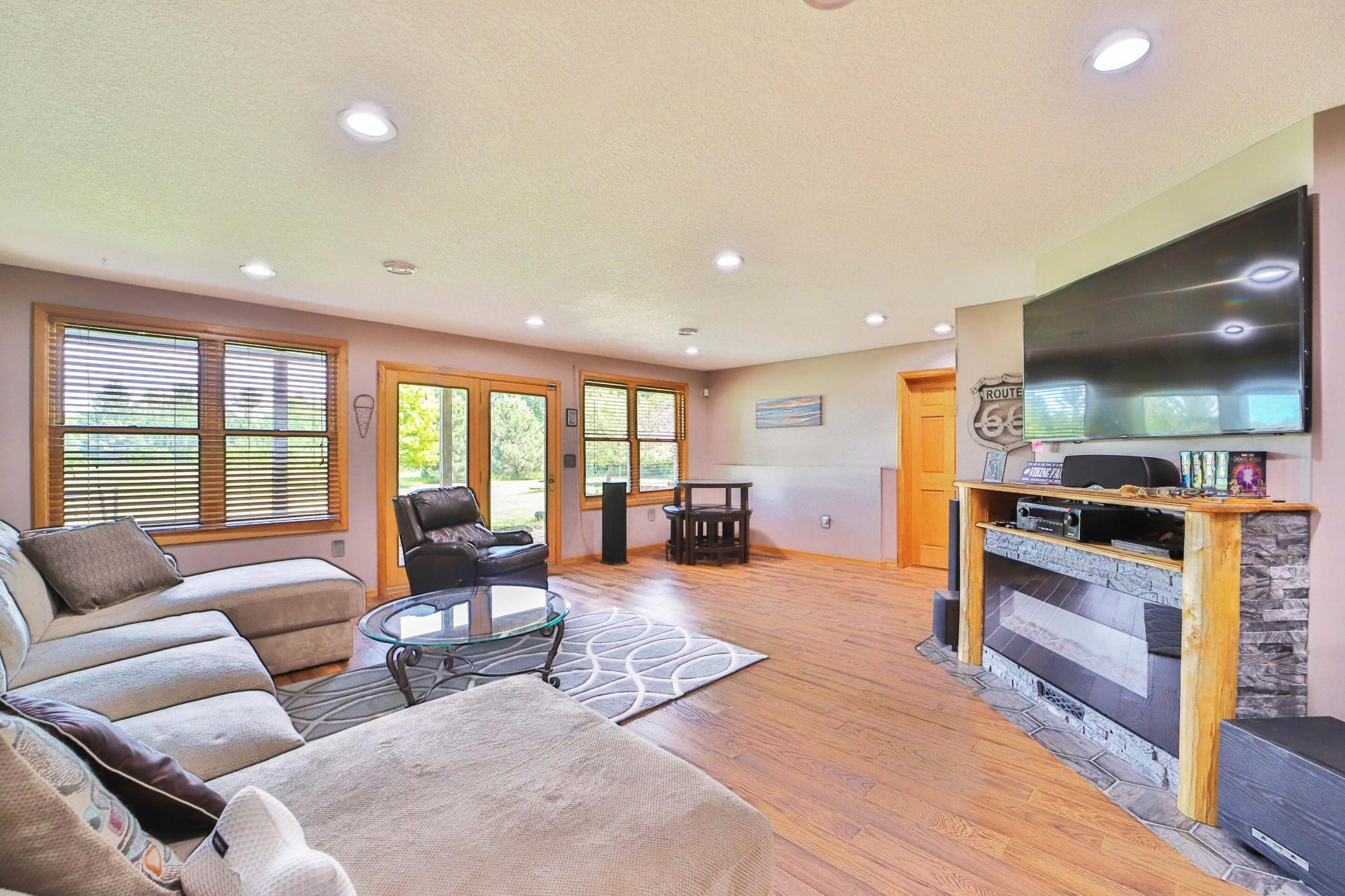 2003 single family home for sale at 21592 State Highway 47 in Isle, MN — 4 bed, 3 bath (photo 35 of 73)