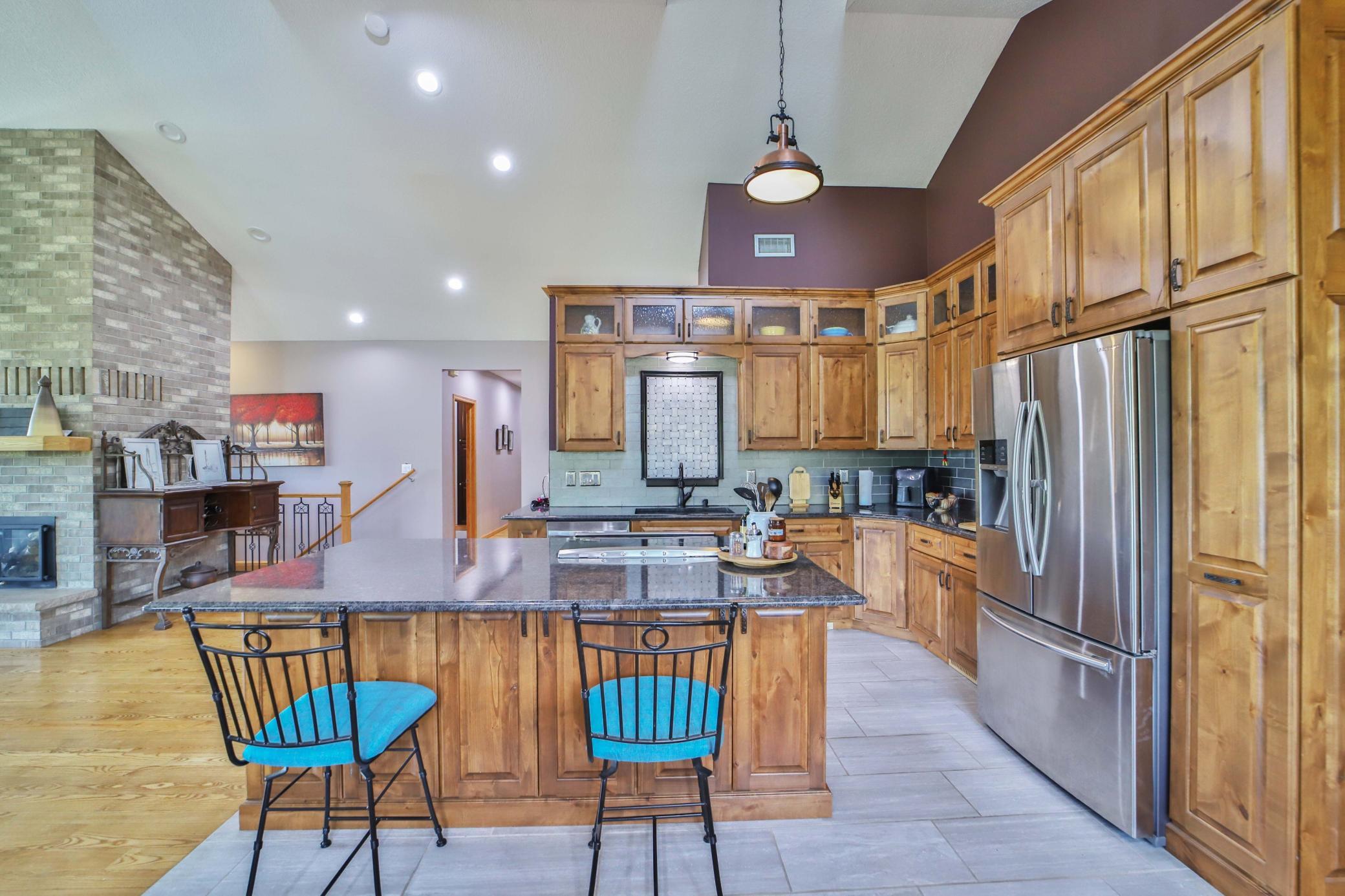 2003 single family home for sale at 21592 State Highway 47 in Isle, MN — 4 bed, 3 bath (photo 6 of 73)