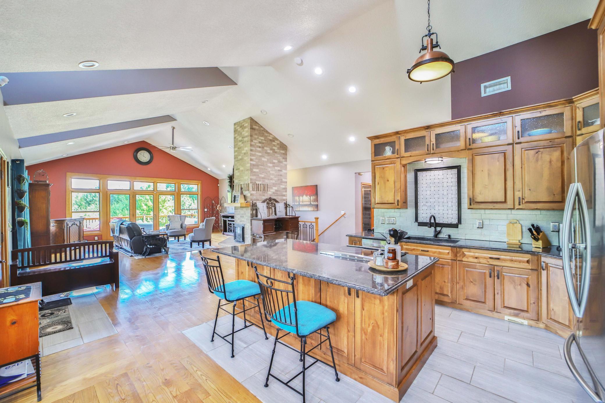 2003 single family home for sale at 21592 State Highway 47 in Isle, MN — 4 bed, 3 bath (photo 7 of 73)