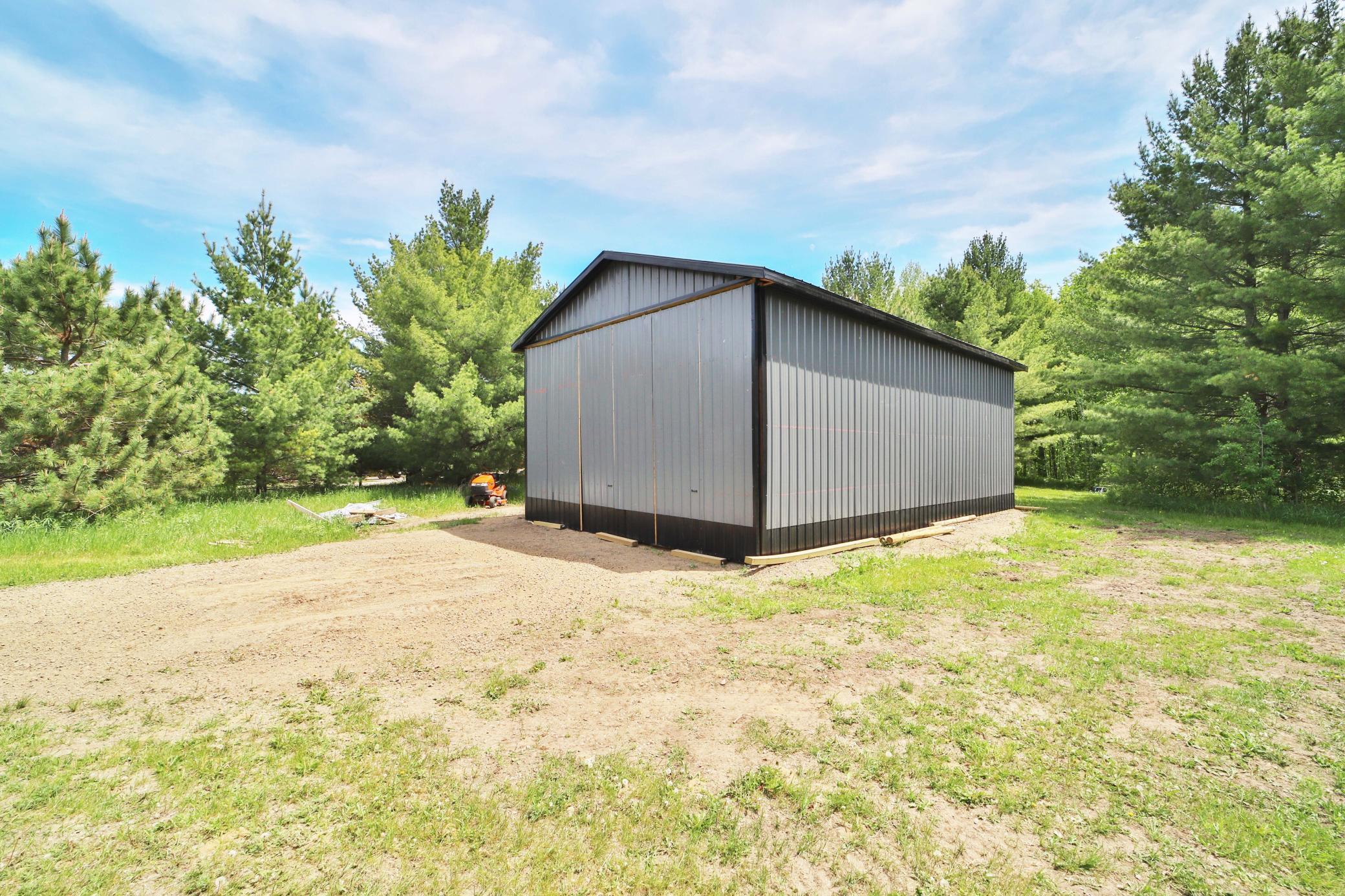 2003 single family home for sale at 21592 State Highway 47 in Isle, MN — 4 bed, 3 bath (photo 67 of 73)