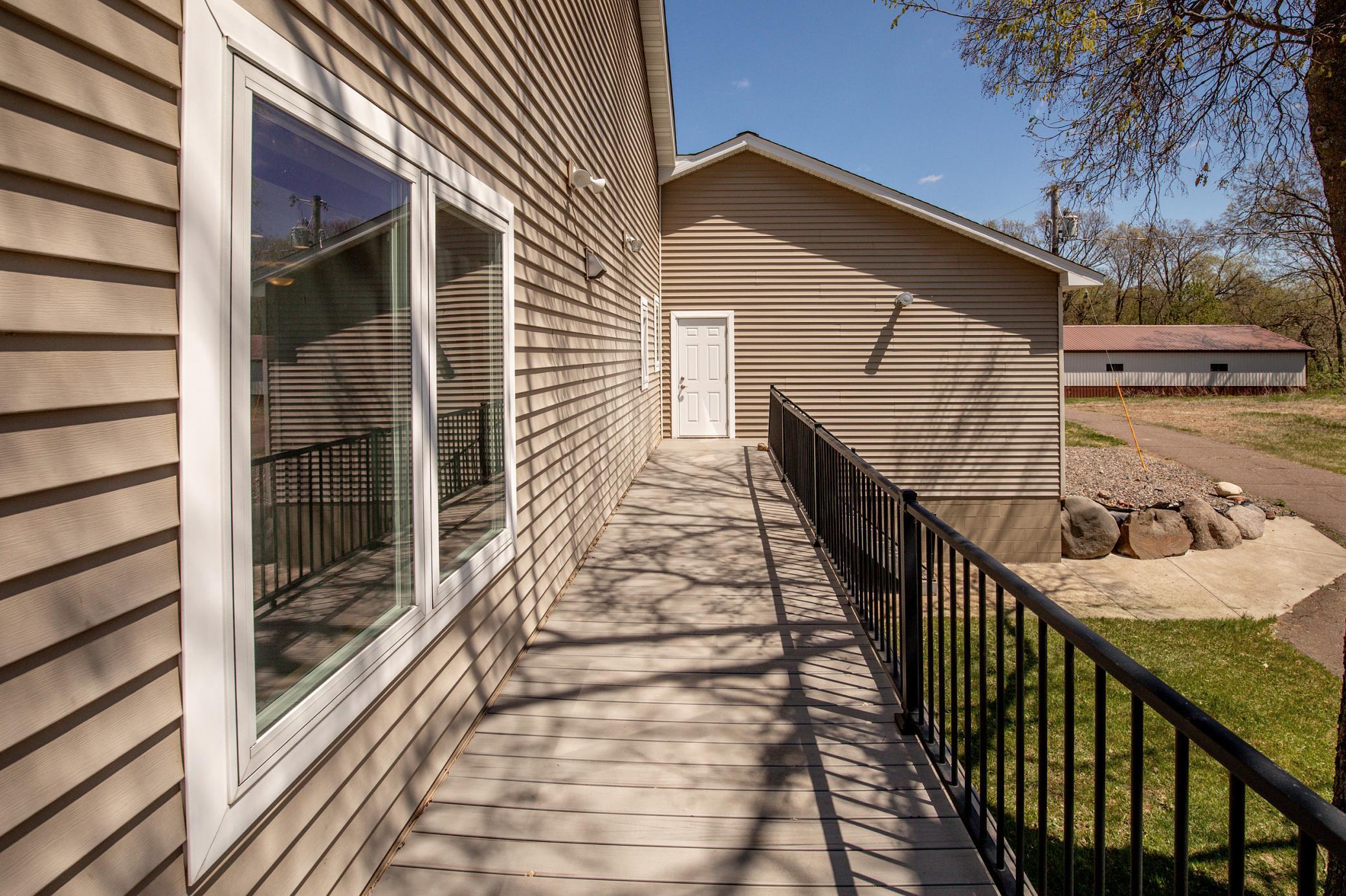 2014 single family home for sale at 33259 State Highway 18 in Aitkin, MN — 5 bed, 5 bath (photo 16 of 41)