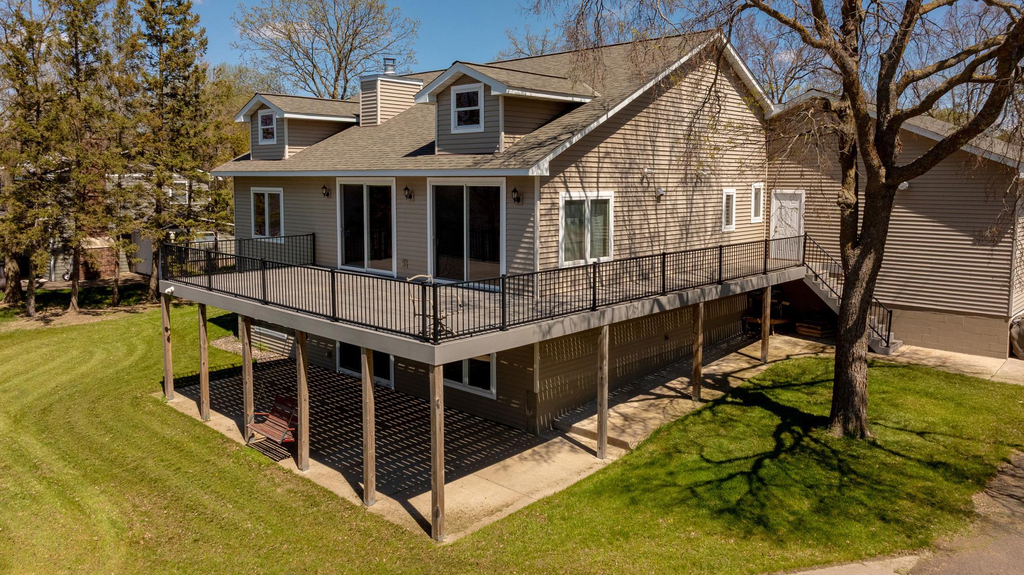 2014 single family home for sale at 33259 State Highway 18 in Aitkin, MN — 5 bed, 5 bath (photo 4 of 41)