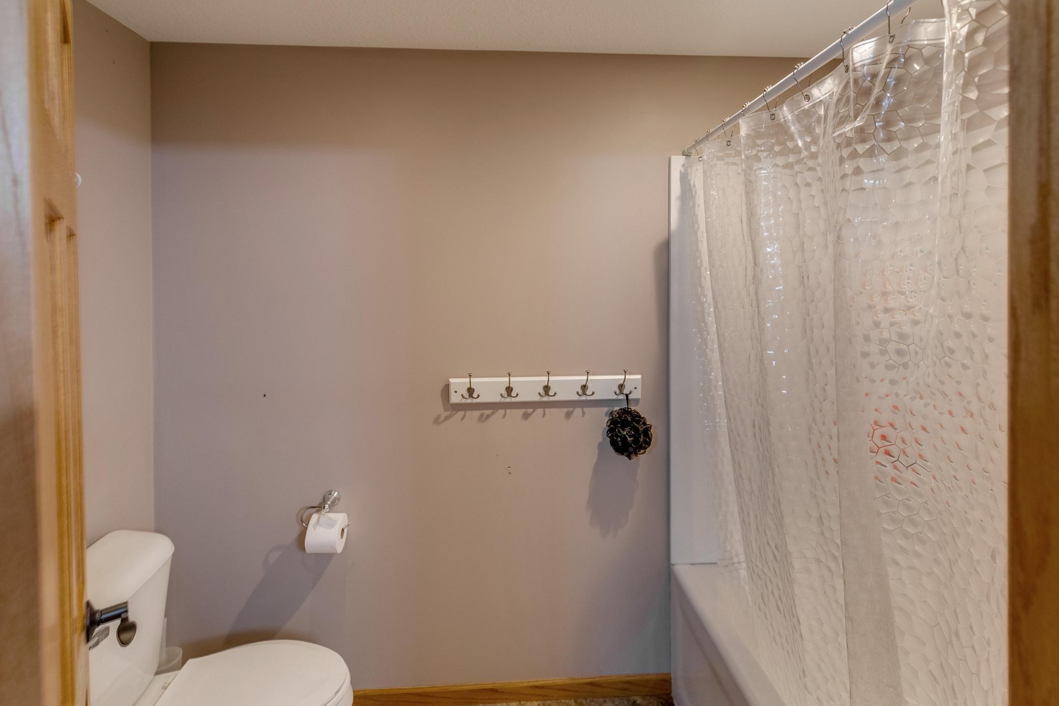 2014 single family home for sale at 33259 State Highway 18 in Aitkin, MN — 5 bed, 5 bath (photo 29 of 41)