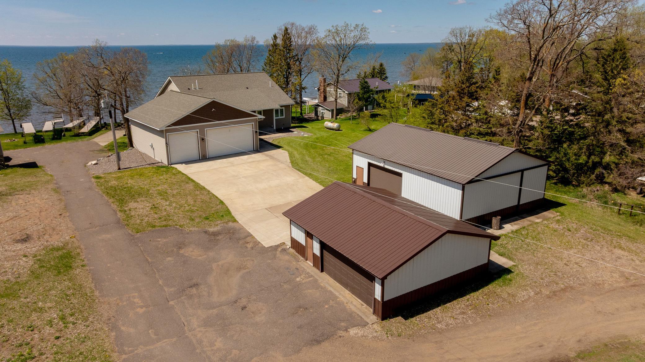 2014 single family home for sale at 33259 State Highway 18 in Aitkin, MN — 5 bed, 5 bath (photo 33 of 41)
