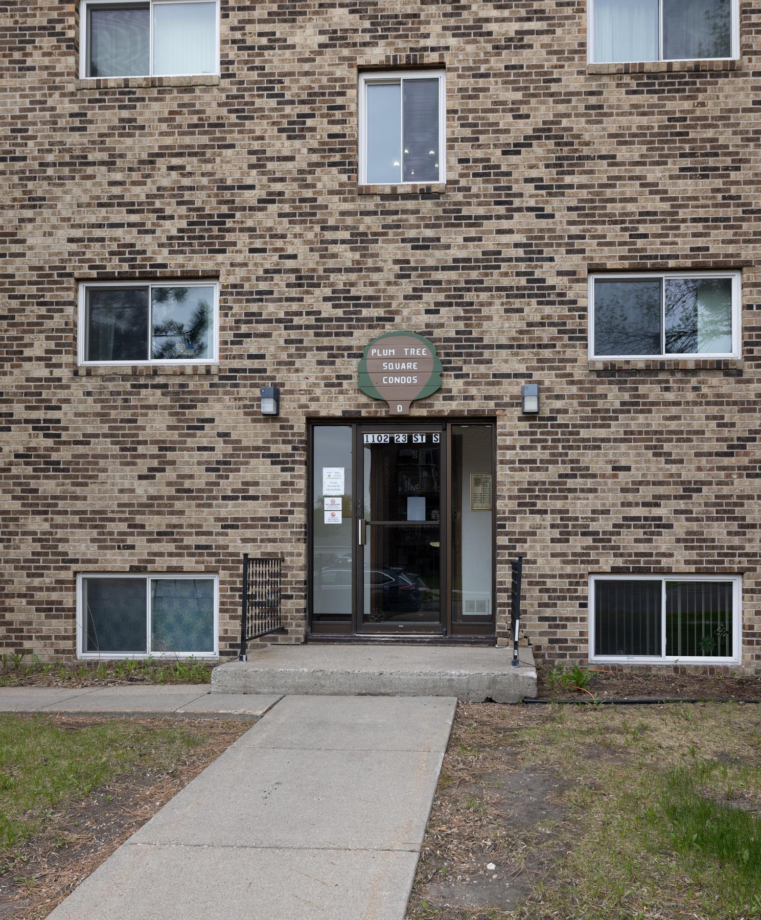 1102 23rd Street S, Fargo ND 58103 - Photo 2 of 24