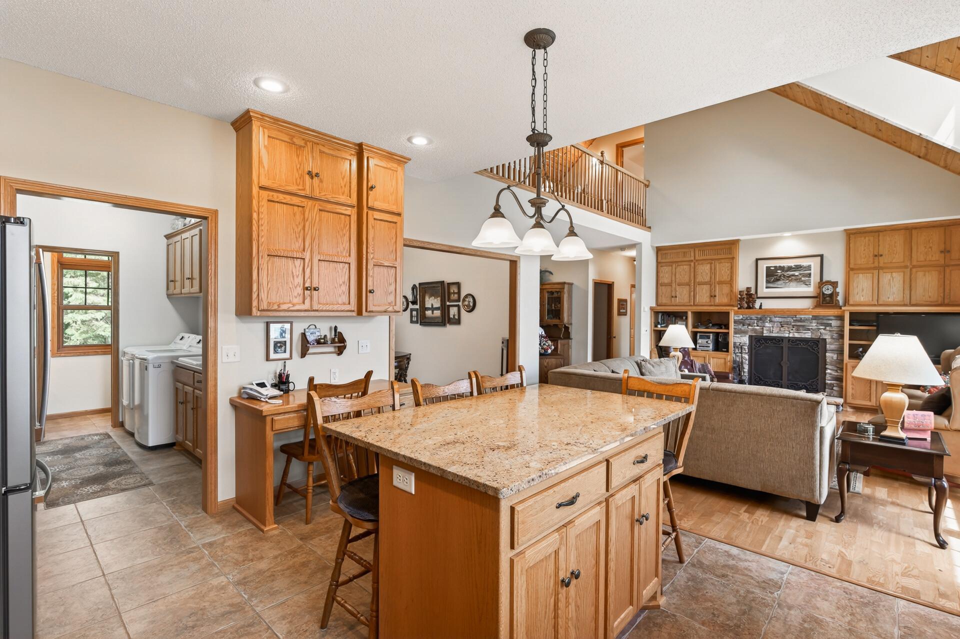 2005 single family home for sale at 12892 Bass Trail in Sauk Centre, MN — 4 bed, 5 bath (photo 19 of 116)