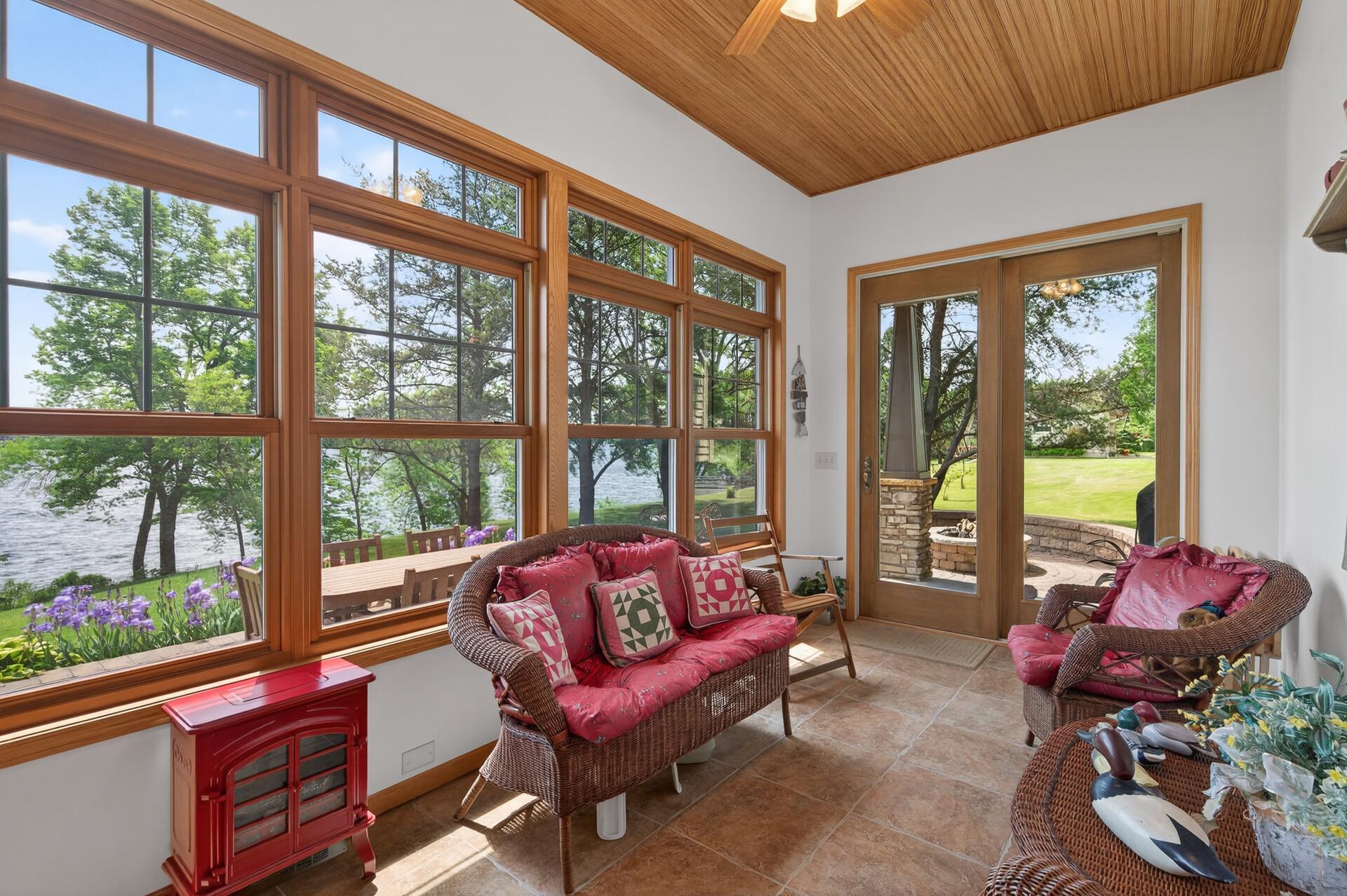 2005 single family home for sale at 12892 Bass Trail in Sauk Centre, MN — 4 bed, 5 bath (photo 29 of 116)