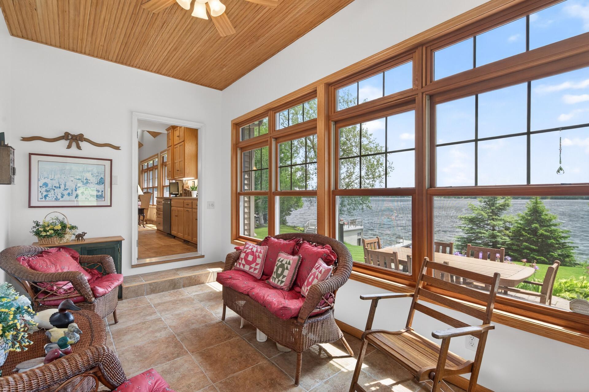 2005 single family home for sale at 12892 Bass Trail in Sauk Centre, MN — 4 bed, 5 bath (photo 30 of 116)
