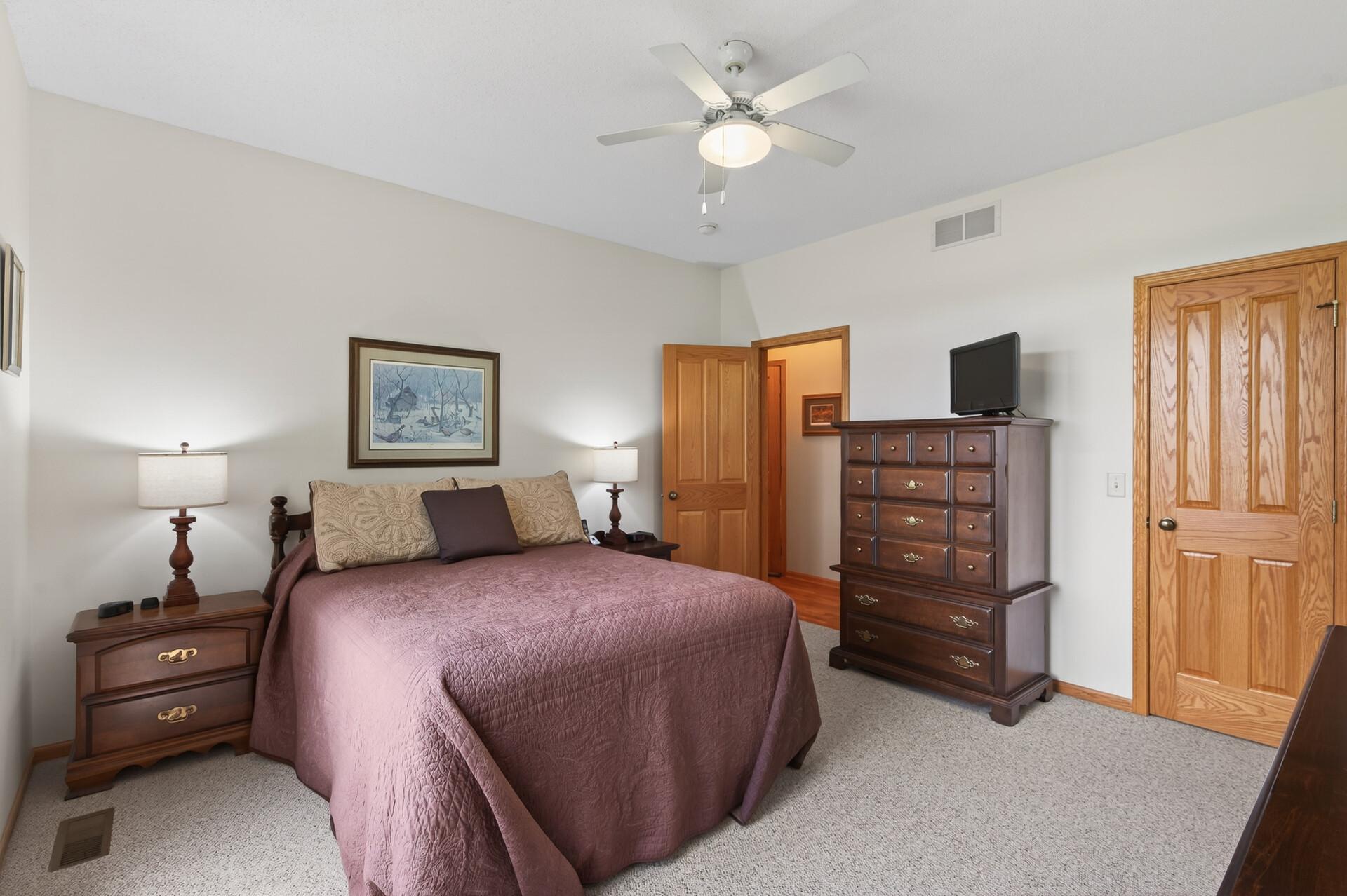 2005 single family home for sale at 12892 Bass Trail in Sauk Centre, MN — 4 bed, 5 bath (photo 36 of 116)