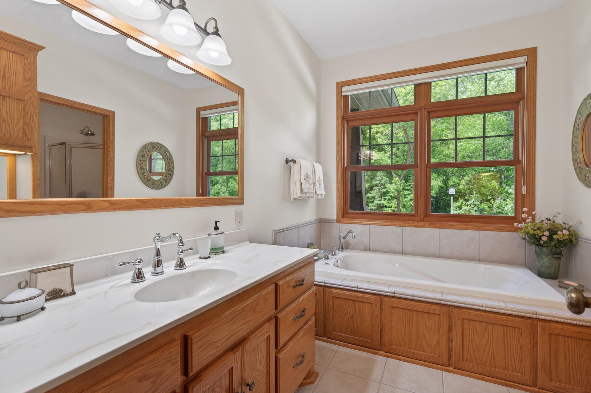 2005 single family home for sale at 12892 Bass Trail in Sauk Centre, MN — 4 bed, 5 bath (photo 37 of 116)