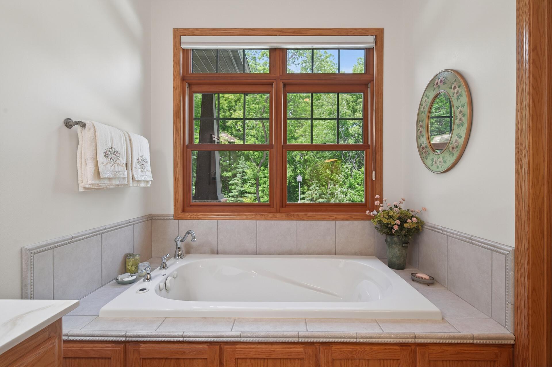 2005 single family home for sale at 12892 Bass Trail in Sauk Centre, MN — 4 bed, 5 bath (photo 38 of 116)