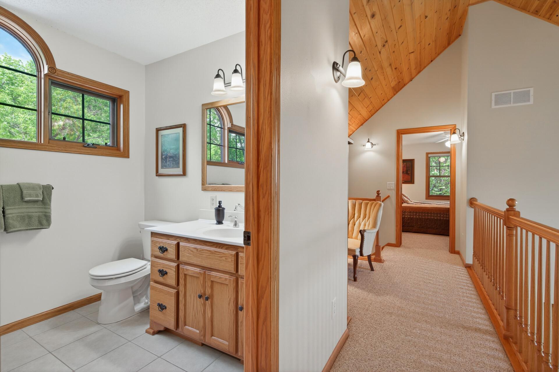 2005 single family home for sale at 12892 Bass Trail in Sauk Centre, MN — 4 bed, 5 bath (photo 46 of 116)