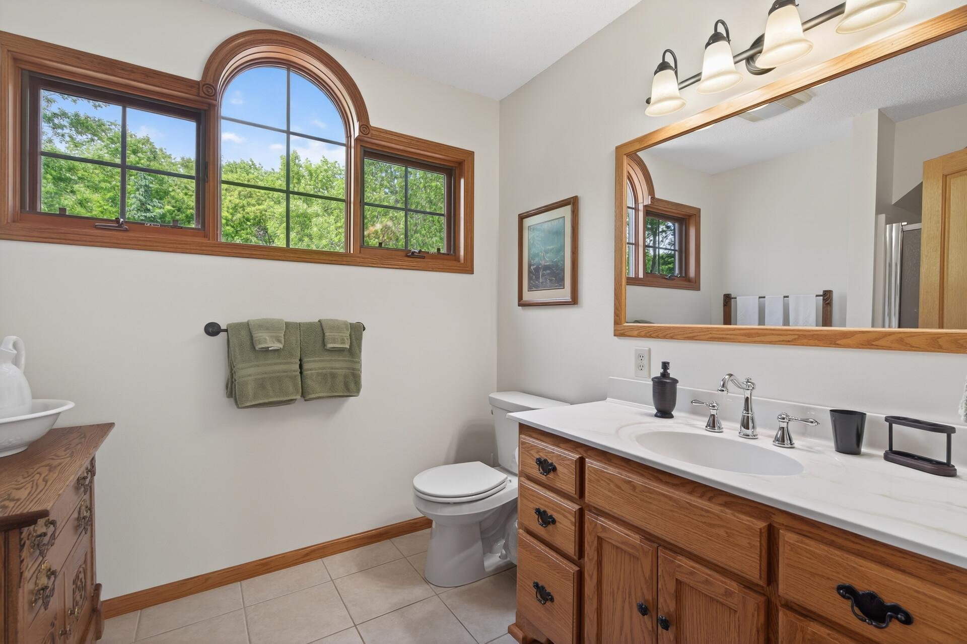 2005 single family home for sale at 12892 Bass Trail in Sauk Centre, MN — 4 bed, 5 bath (photo 47 of 116)