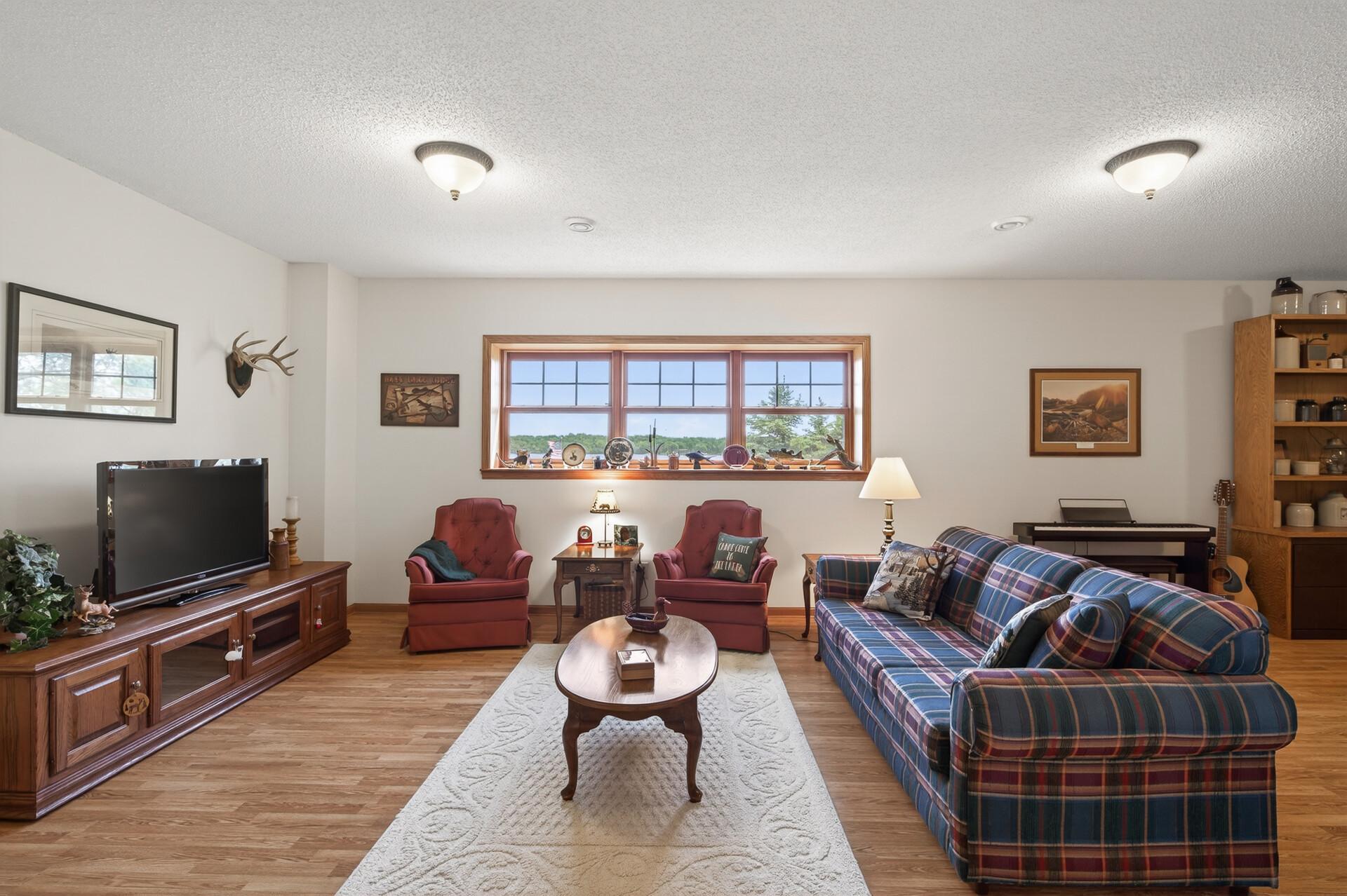 2005 single family home for sale at 12892 Bass Trail in Sauk Centre, MN — 4 bed, 5 bath (photo 57 of 116)