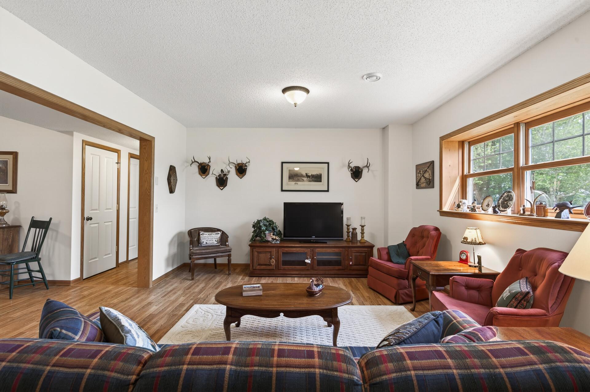 2005 single family home for sale at 12892 Bass Trail in Sauk Centre, MN — 4 bed, 5 bath (photo 58 of 116)