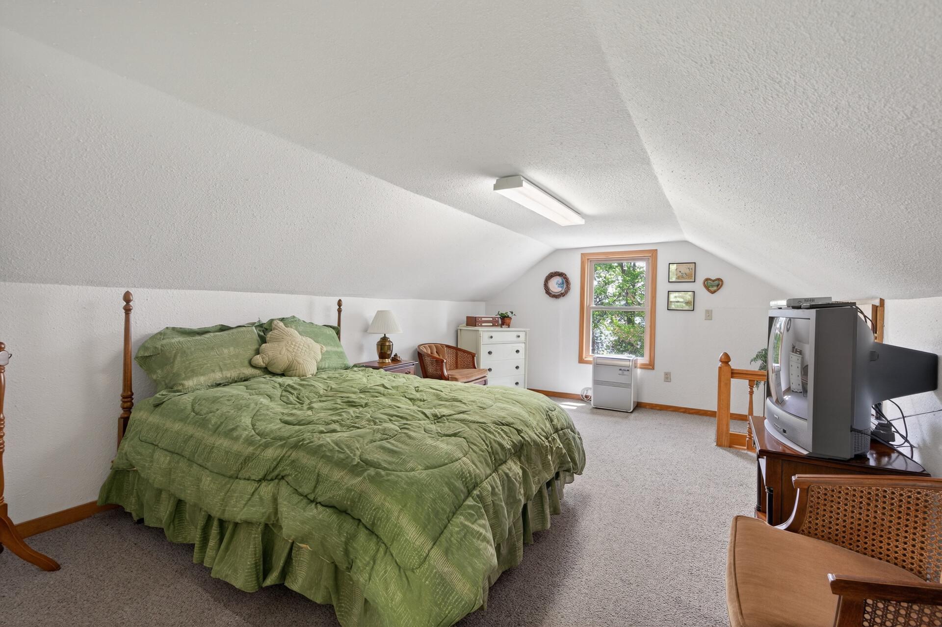 2005 single family home for sale at 12892 Bass Trail in Sauk Centre, MN — 4 bed, 5 bath (photo 70 of 116)