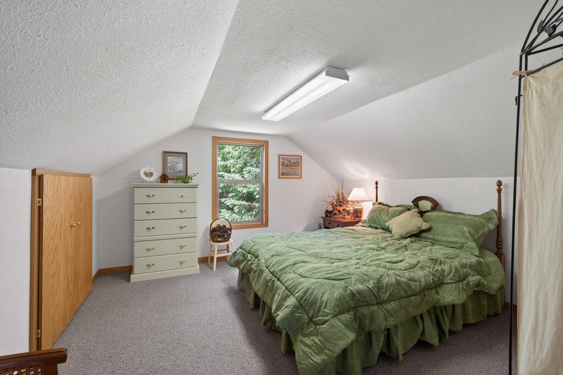 2005 single family home for sale at 12892 Bass Trail in Sauk Centre, MN — 4 bed, 5 bath (photo 71 of 116)