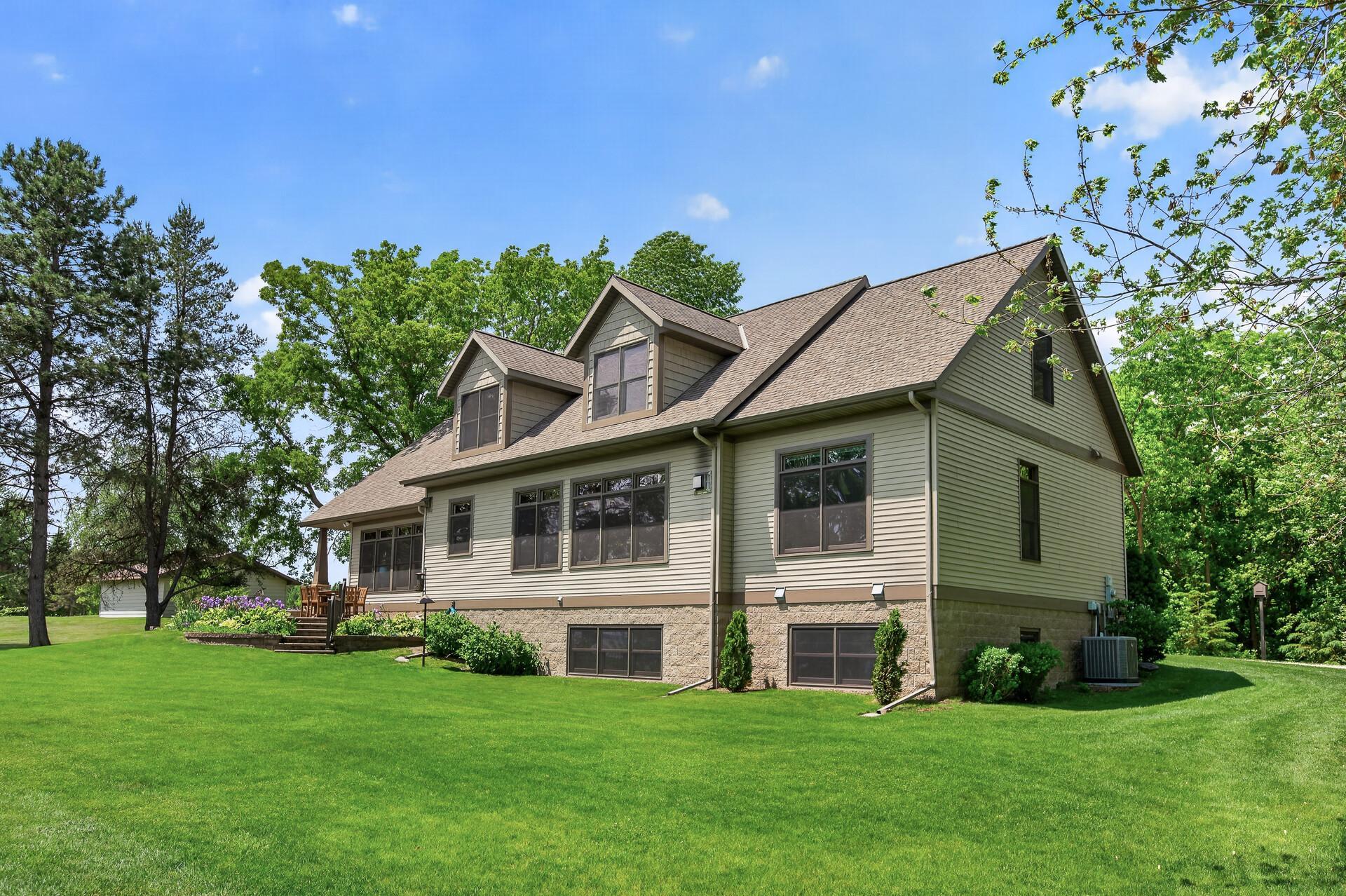 2005 single family home for sale at 12892 Bass Trail in Sauk Centre, MN — 4 bed, 5 bath (photo 75 of 116)
