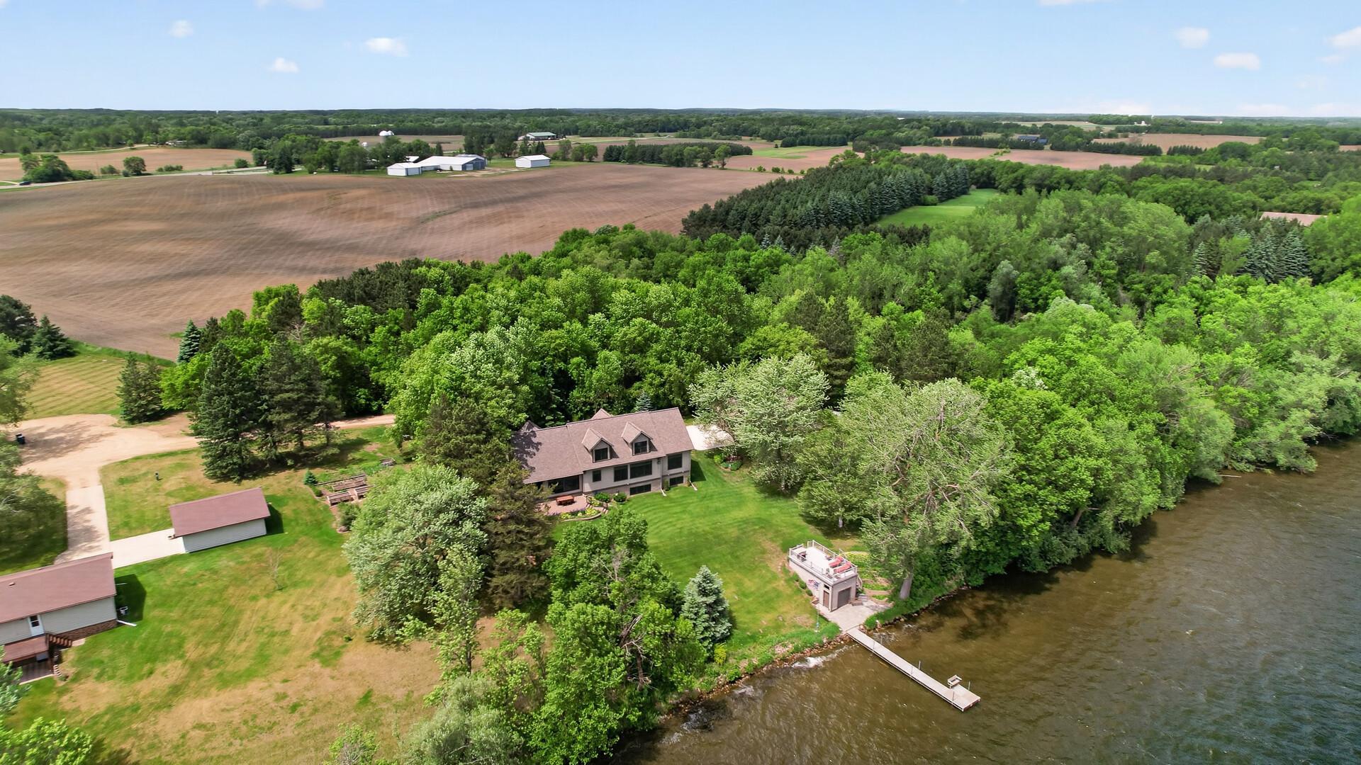2005 single family home for sale at 12892 Bass Trail in Sauk Centre, MN — 4 bed, 5 bath (photo 96 of 116)