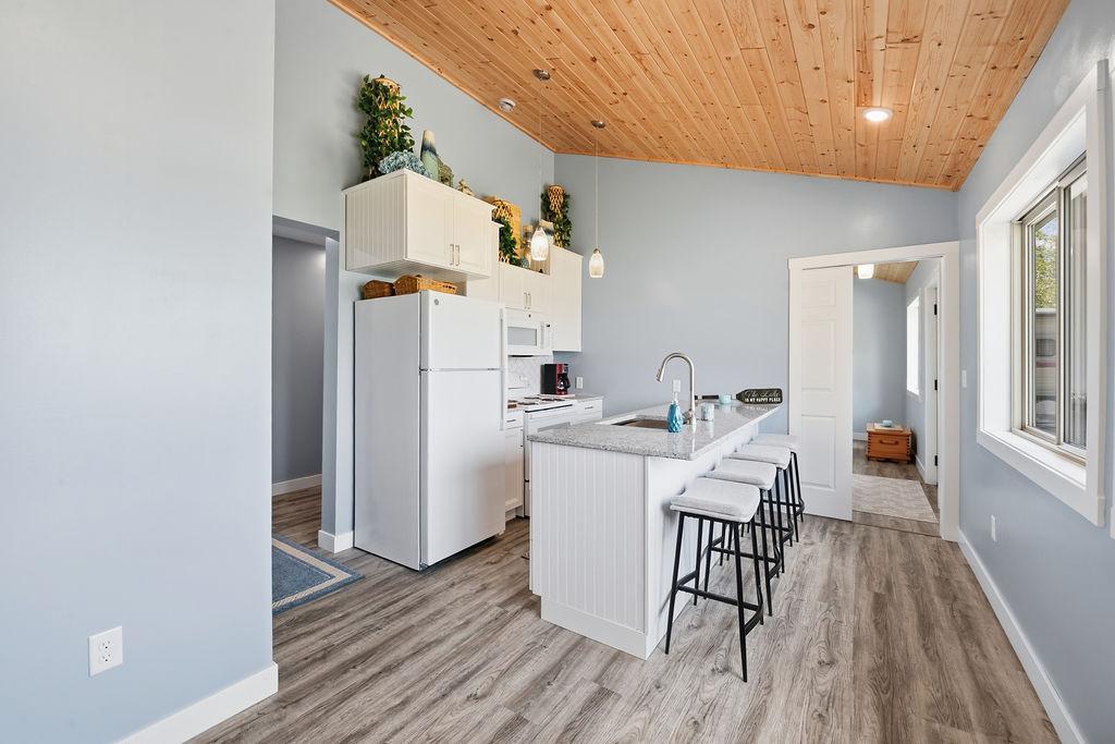 2024 single family home for sale at 39818 257th Avenue in McGregor, MN — 2 bed, 2 bath (photo 7 of 58)