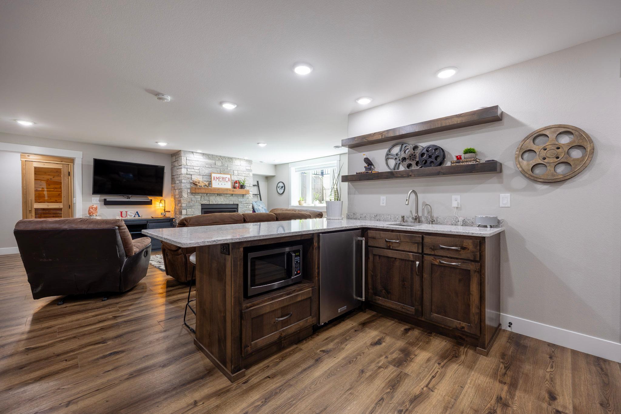 2019 single family home for sale at 12800 Kohler Lane in Audubon, MN — 5 bed, 4 bath (photo 13 of 20)