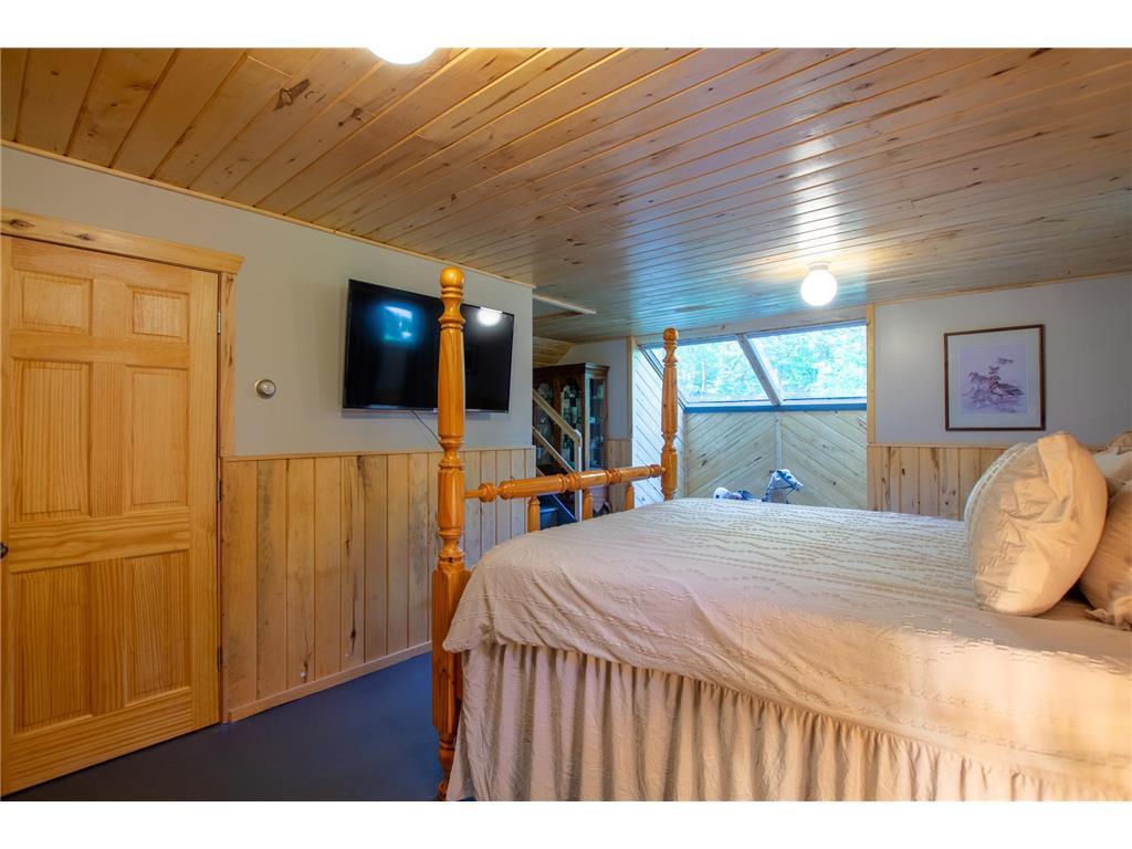 1980 single family home for sale at 31759 County 30 in Laporte, MN — 3 bed, 2 bath (photo 19 of 58)
