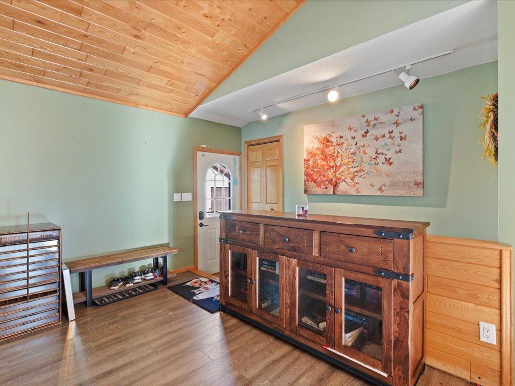 1995 single family home for sale at 24510 Mail Route Road in Brainerd, MN — 5 bed, 3 bath (photo 14 of 71)