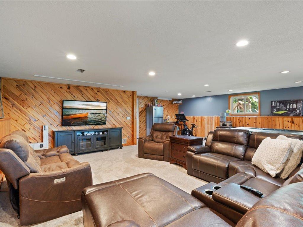 1995 single family home for sale at 24510 Mail Route Road in Brainerd, MN — 5 bed, 3 bath (photo 25 of 71)