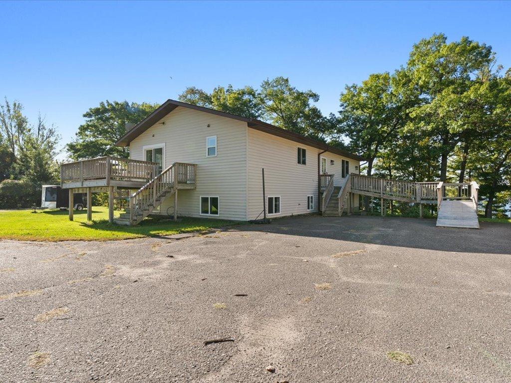 1995 single family home for sale at 24510 Mail Route Road in Brainerd, MN — 5 bed, 3 bath (photo 4 of 71)