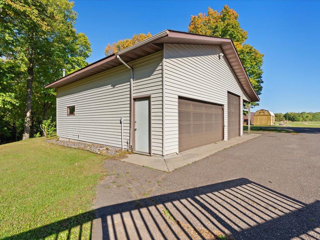 1995 single family home for sale at 24510 Mail Route Road in Brainerd, MN — 5 bed, 3 bath (photo 49 of 71)