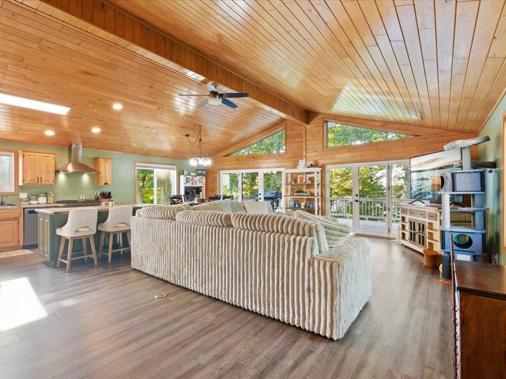 1995 single family home for sale at 24510 Mail Route Road in Brainerd, MN — 5 bed, 3 bath (photo 7 of 71)