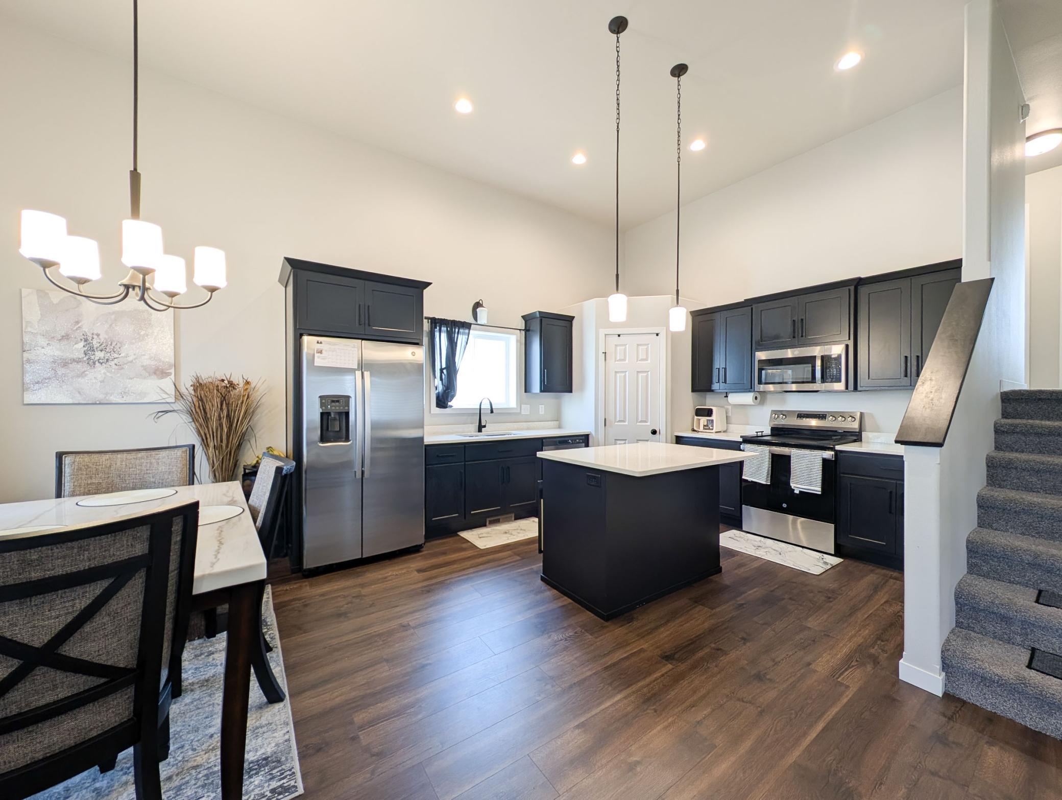 2024 single family home for sale at 7047 Benji Lane in Horace, ND — 3 bed, 3 bath (photo 11 of 41)
