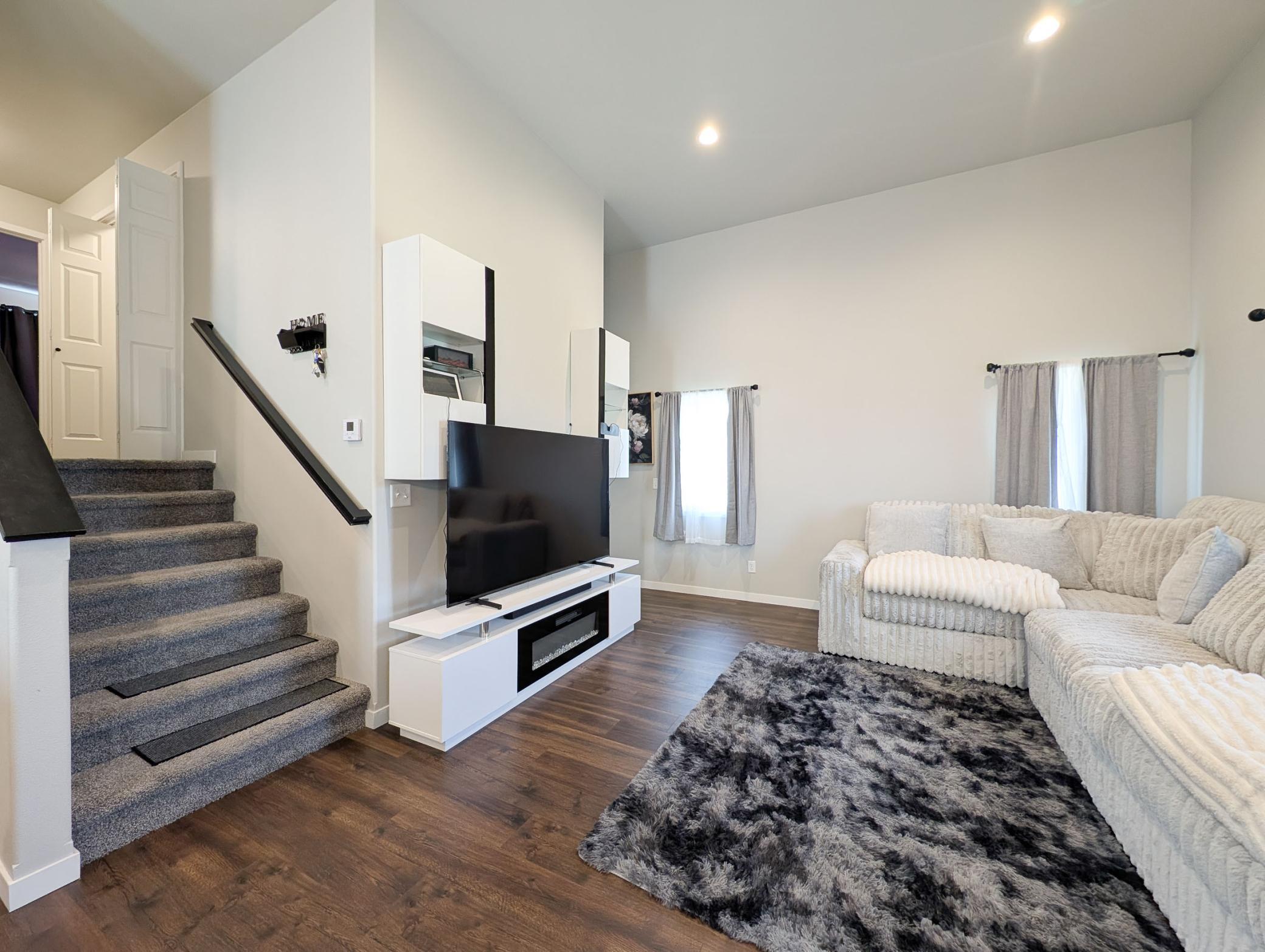 2024 single family home for sale at 7047 Benji Lane in Horace, ND — 3 bed, 3 bath (photo 19 of 41)